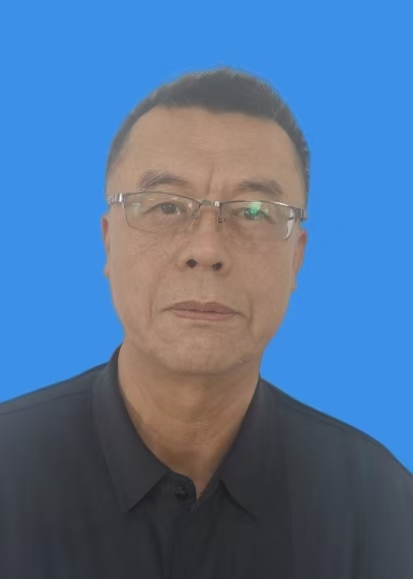 卢全红