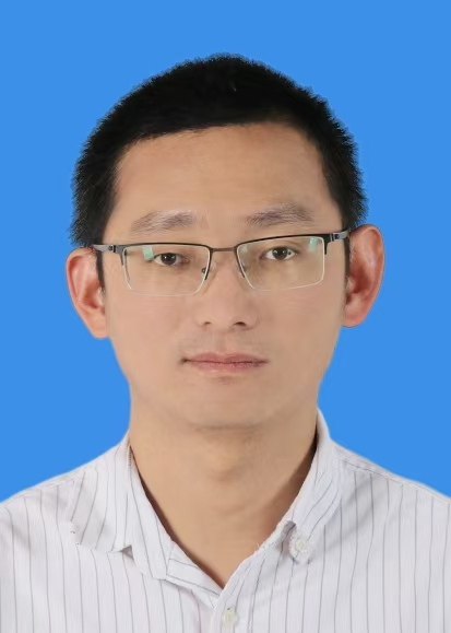 卢小通