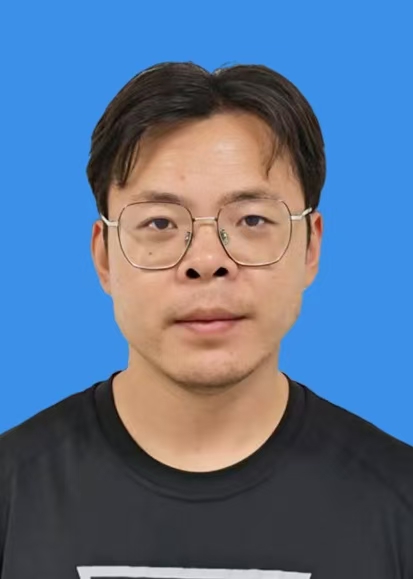 卢彬