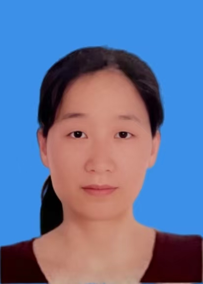 吕春华