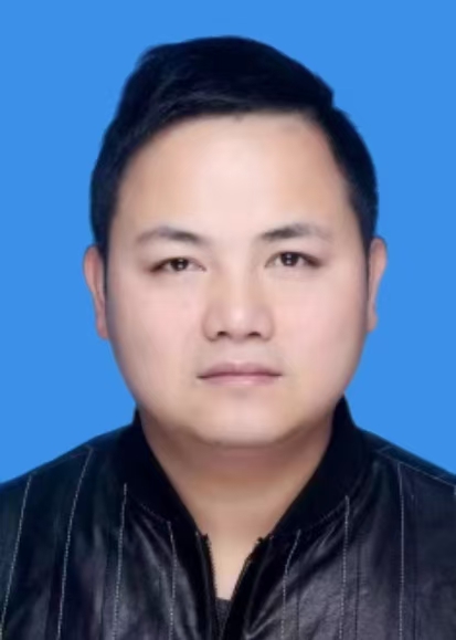 吴朋辉