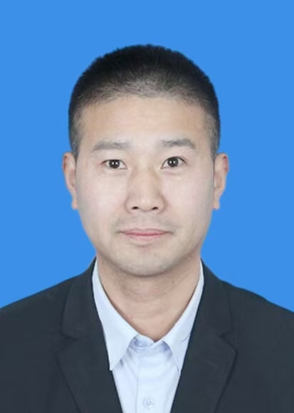吴鹏建