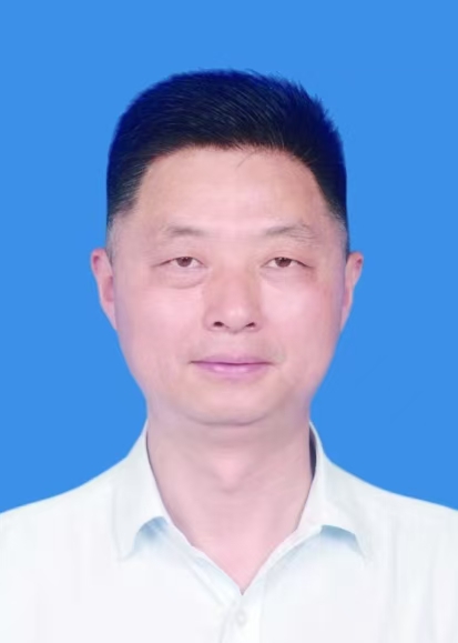 周亮