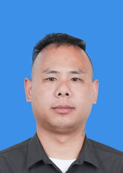 周小三