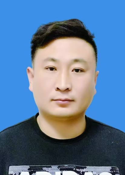 周雷杨