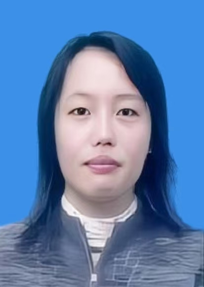 周颖