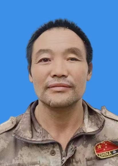 唐本龙