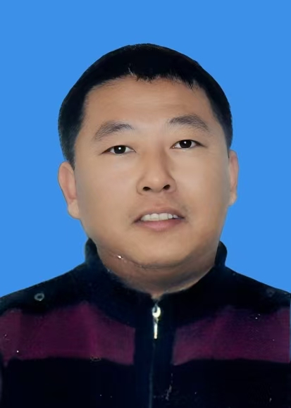 富伟