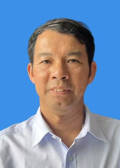 尹士华