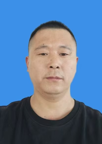 尹康