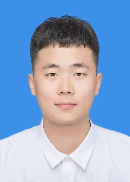 尹成龙