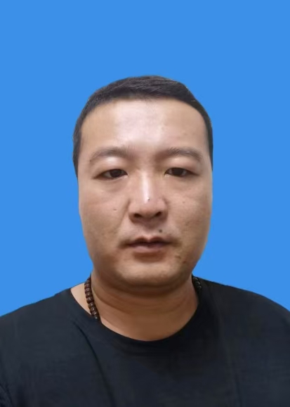 崔亚骏