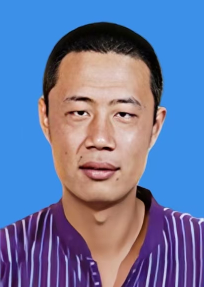 崔春雷