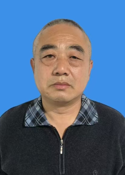 崔立新