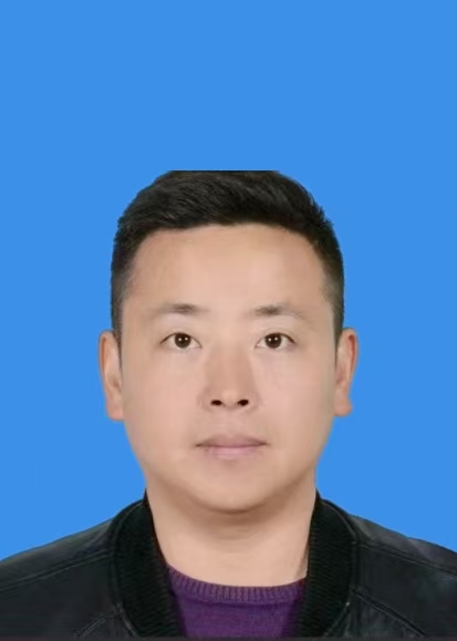 左秋君