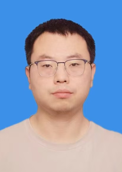 席伟龙