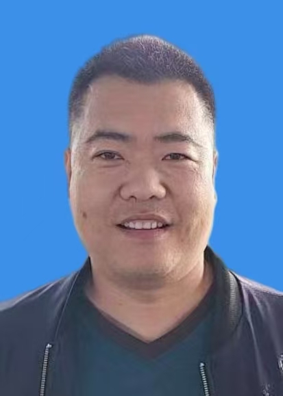 常伟中