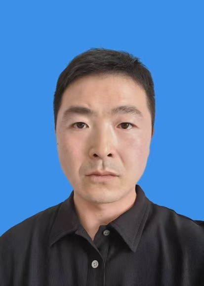 常俊彩