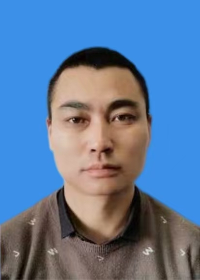 康大伟