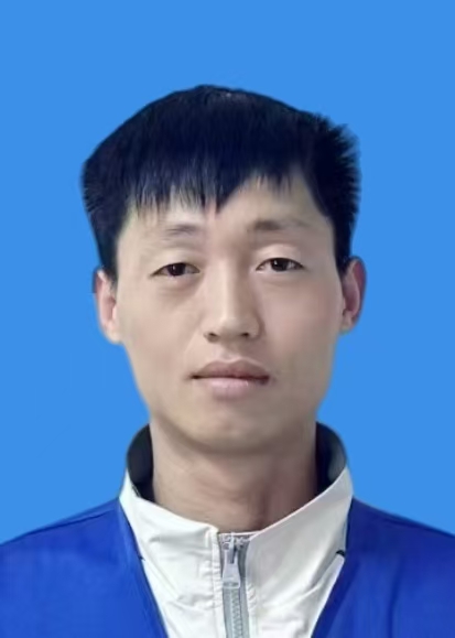 张亚松