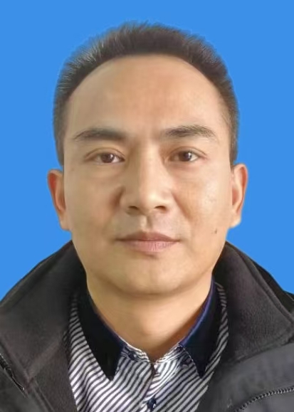 张国庆