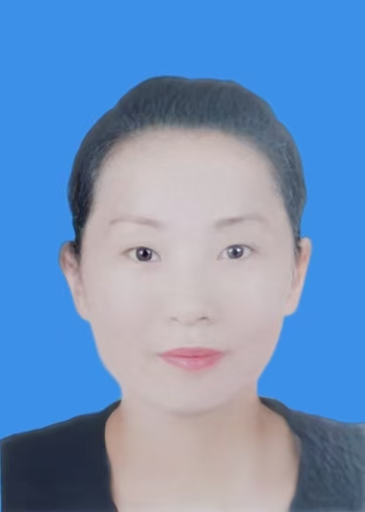 张国英