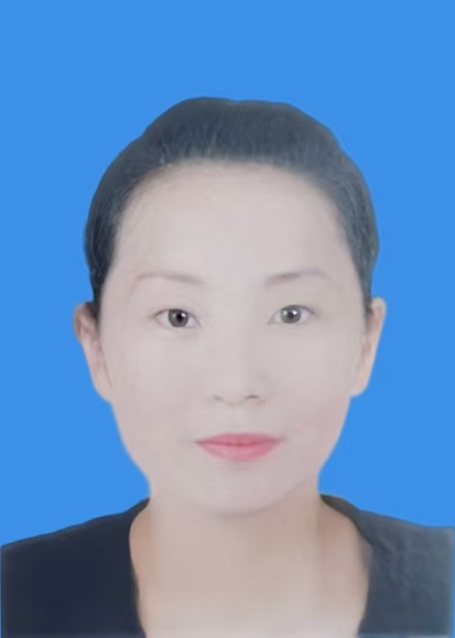 张国英