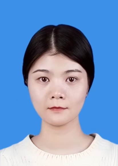 张妍