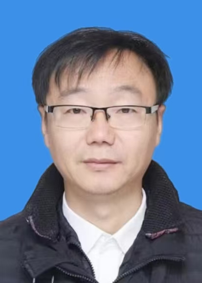 张志成
