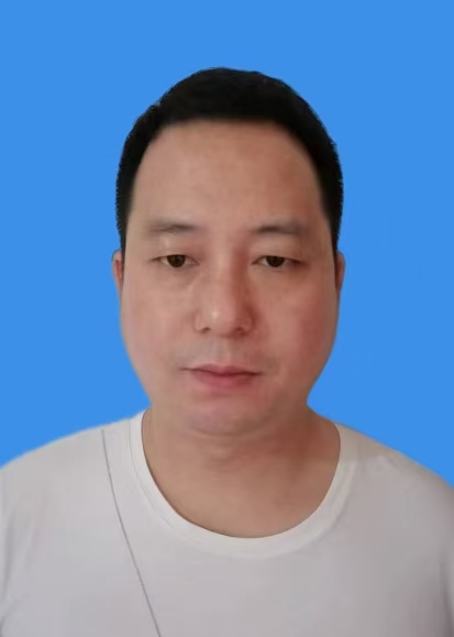 张成伦