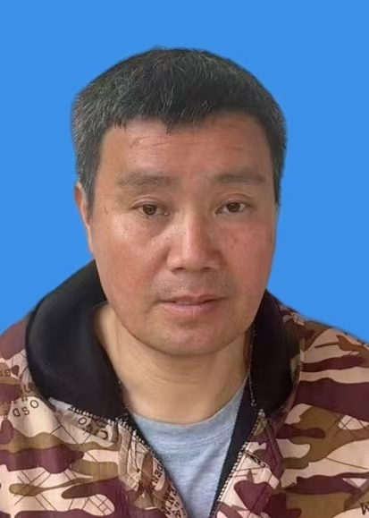 张新伟