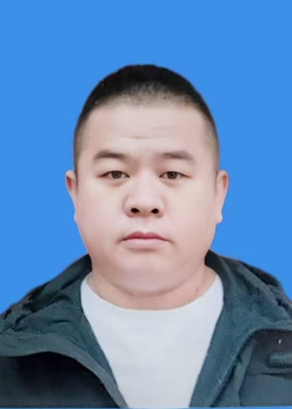 张明明