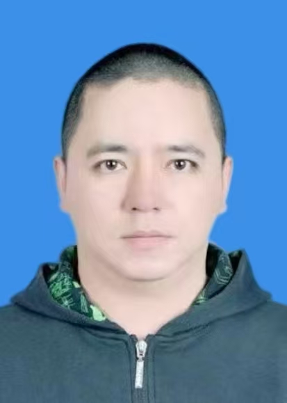 张楠