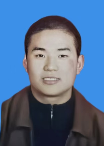 张海报