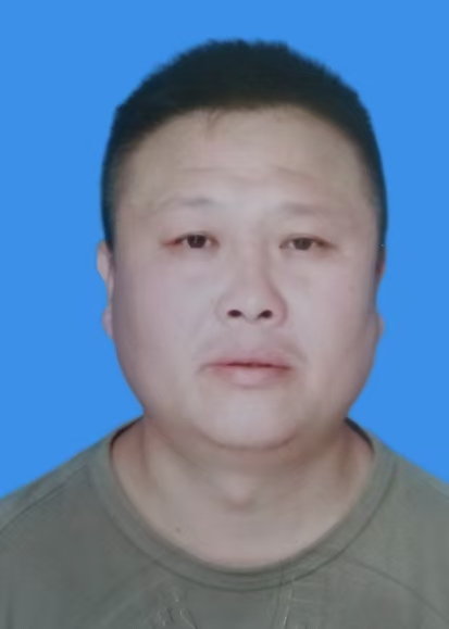 张爱文