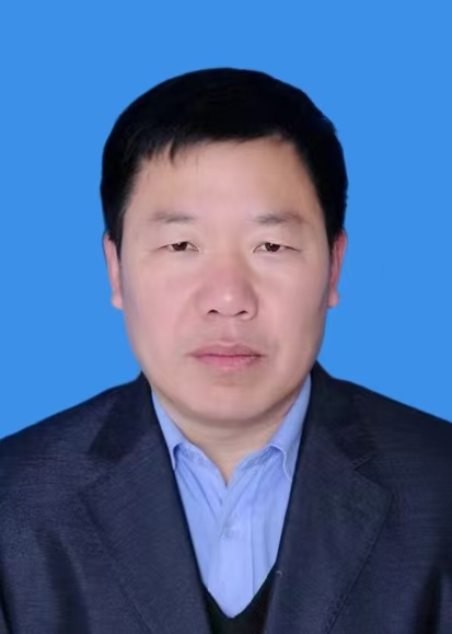 张铁健