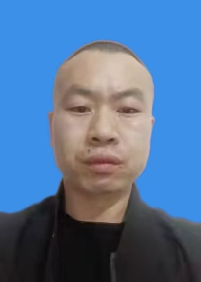扆兵强