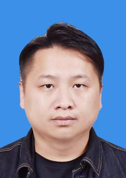 招宥宏