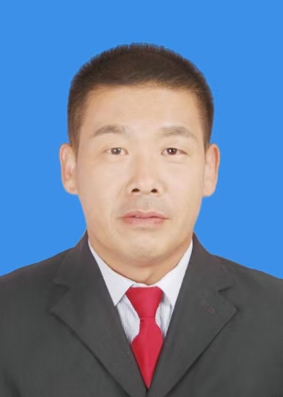 方夫亮