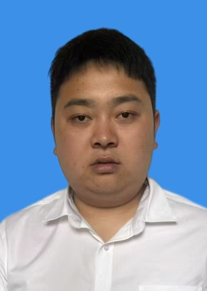 晏伟