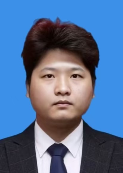 曹康晨
