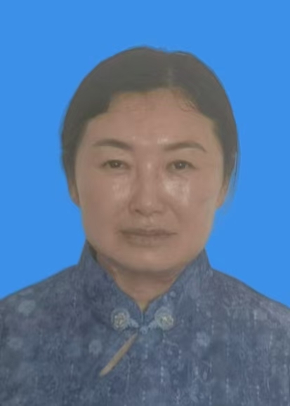曹群英