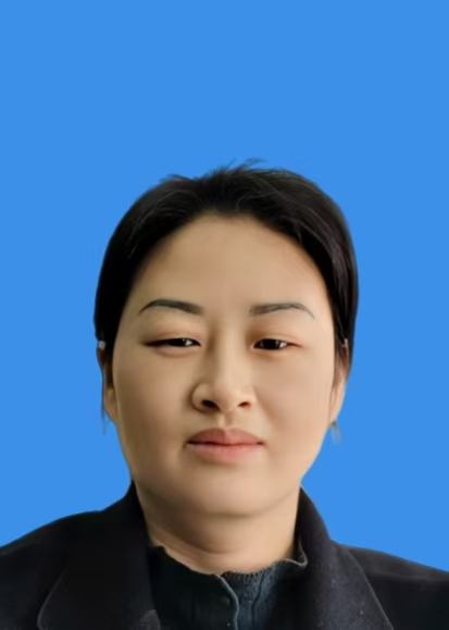 曾云云
