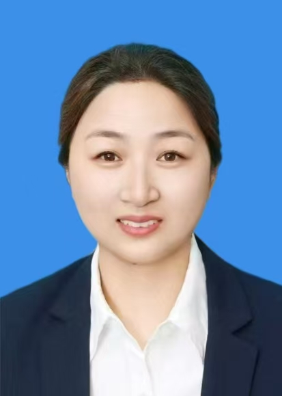 朱琼