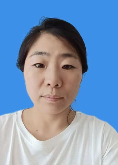 李云芳