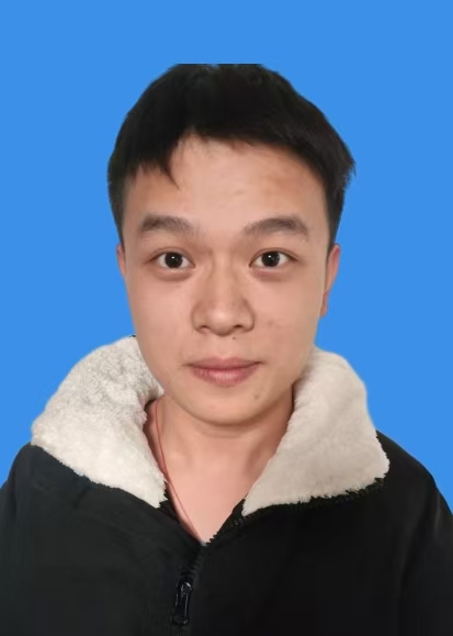 李伟