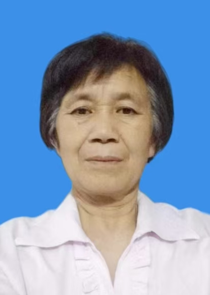 李保英