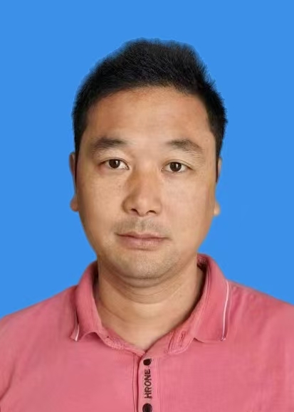 李军