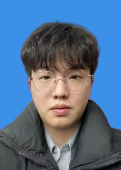 李华宇