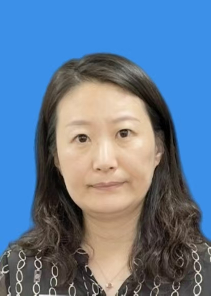 李卓